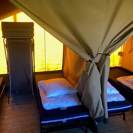 Camping De Tolbrug Bergharen Room photo